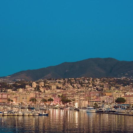 Sanremo Like: In Centro E Con Garage! 아파트 외부 사진